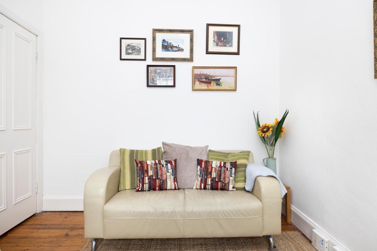 Joivy Cosy Flat In The Heart Of Edinburgh Apartment Екстериор снимка